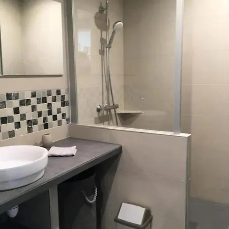 - Pièces 944 Aix-les-Bains