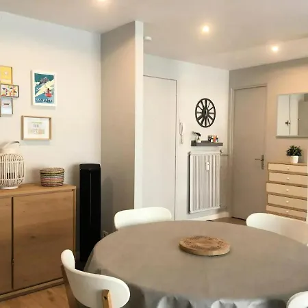 Appartement - Pièces 944 *
